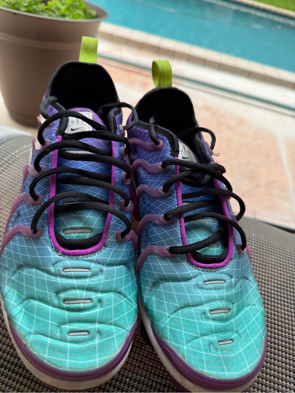 Nike Women's Gradient Teal to Blue Athletic Shoes with Purple Accents